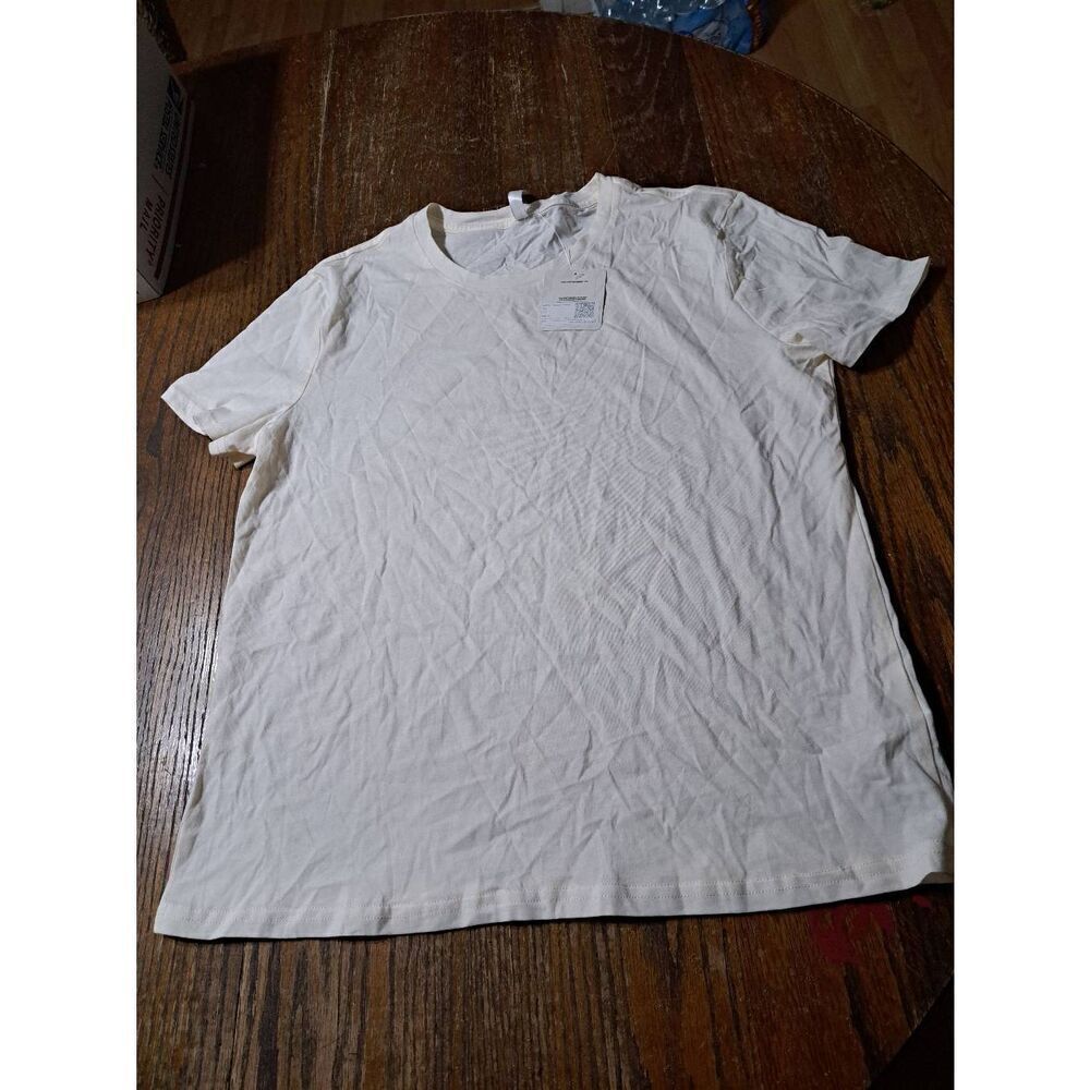 New Large Fabletics Egret 100% Cotton Jersey Tee Short Sleeve Crew Neck TShirt